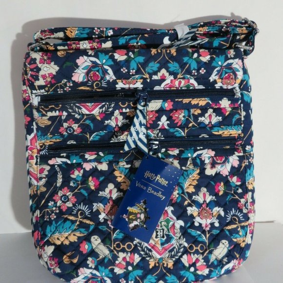VERA BRADLEY -HOME TO HOGWARTS-TRIPLE ZIP HIPSTER- - Picture 1 of 1